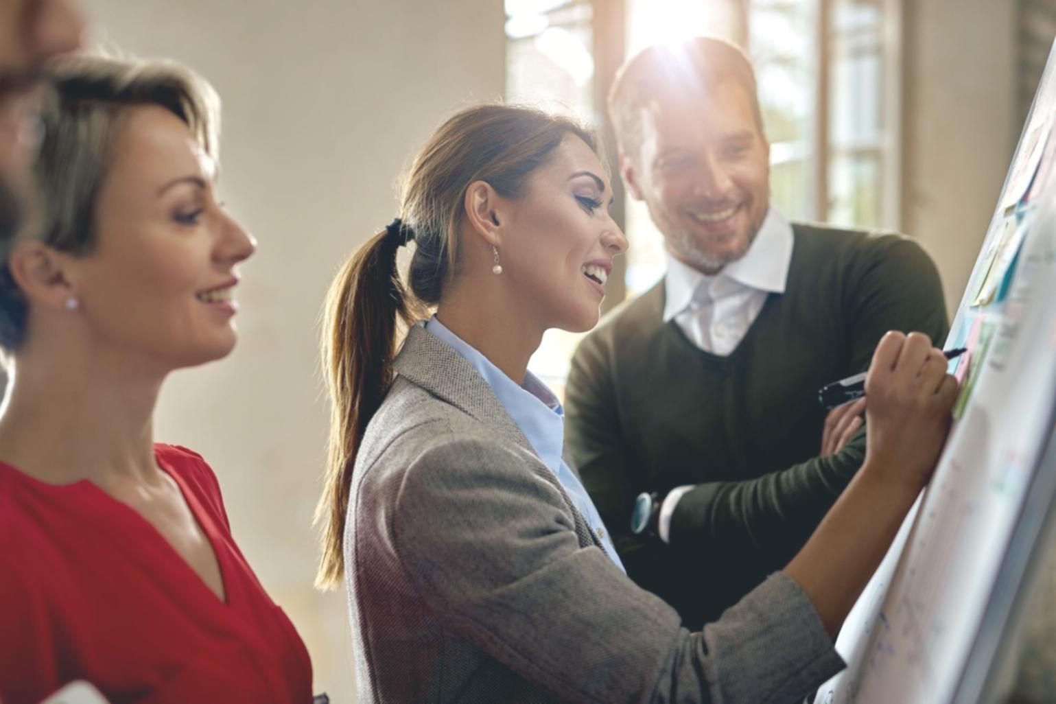 Análisis de datos financieros y metodologías de estudio remoto